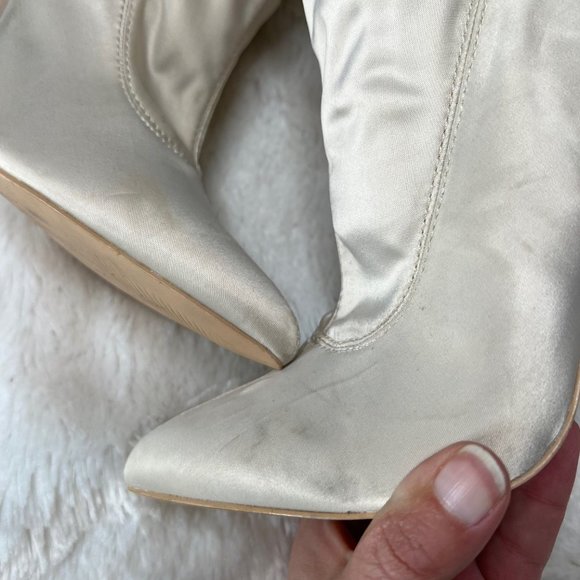 Sergio Todzi Satin Fitted Ivory Pointed Toe Ankle Zipper Boots Size 36 - Picture 12 of 14